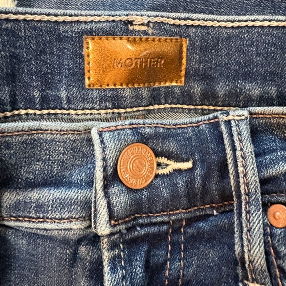 MOTHER The Insider Crop Step Chew Denim Jeans Dancing On Coals Distressed Sz 26 - Picture 7 of 12
